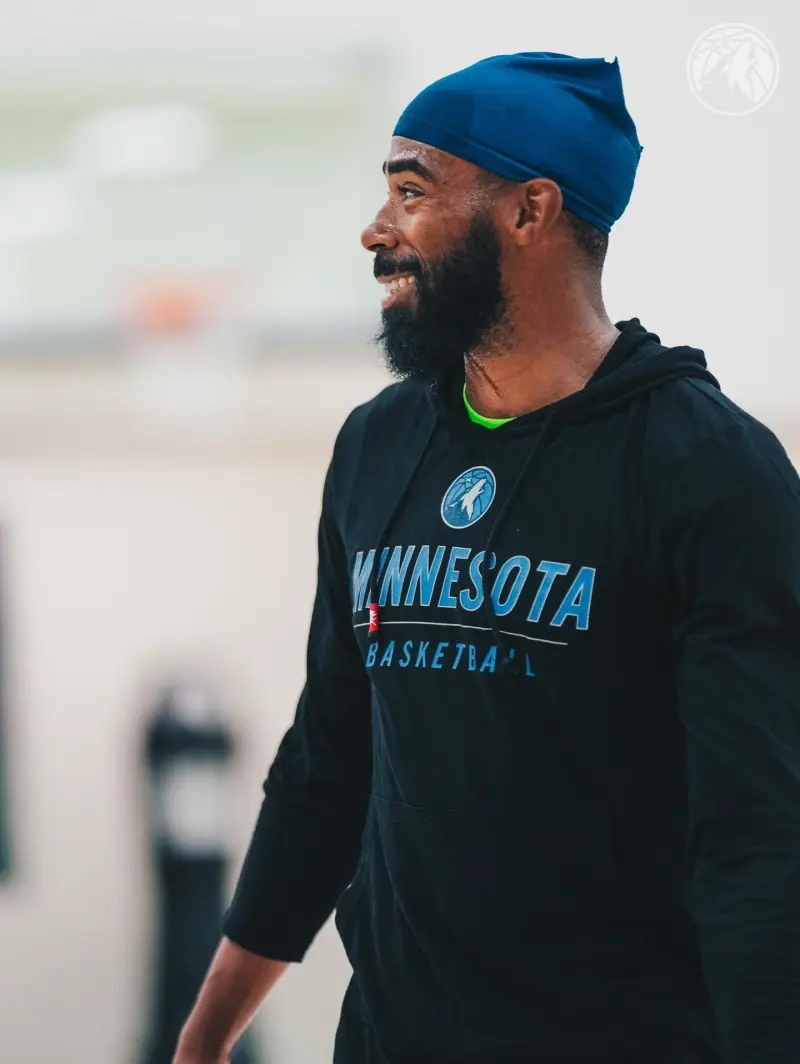 今夜明尼苏达森林狼调整名单以备欧篮联,调整名单环节打磨,质疑声仍在,资深球员宣示担当的简单介绍 今夜明尼苏达森林狼调整名单以备欧篮联,调整名单环节打磨,质疑声仍在,资深球员宣示担当的简单介绍