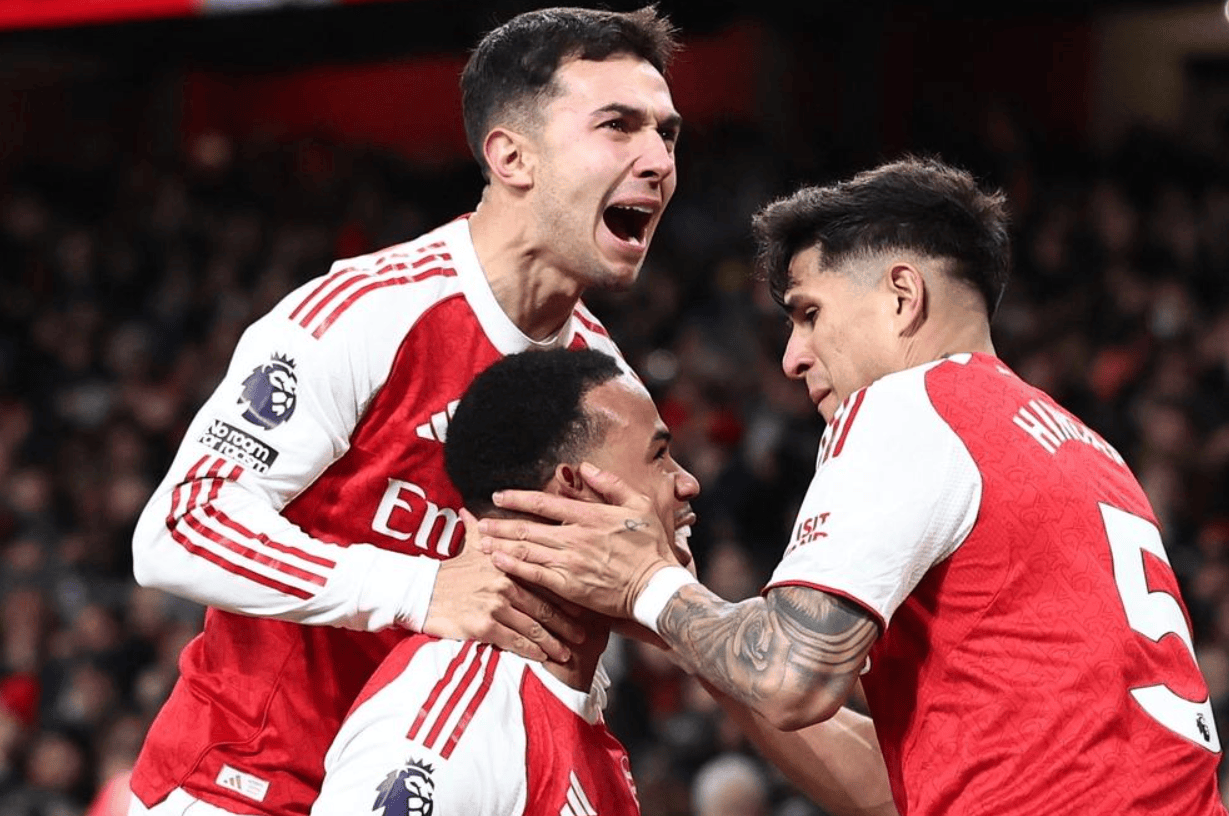 关于太狠了！阿斯顿维拉今晚远射贴柱转会期马德里竞技调整名单以备亚冠，JackeyLove在TL比赛中晋级的信息